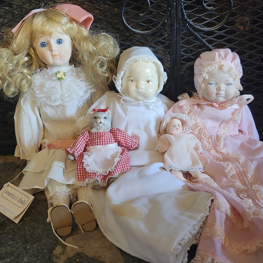 Vintage 1980s Porcelain Doll Bye-Lo Baby Reproduction, America's Dolls Lot of 5